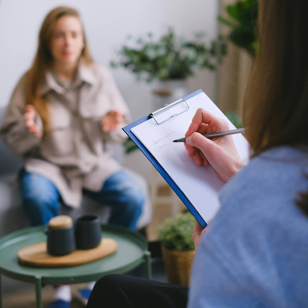 Cesmed-medica-visite-specialistiche-controllo-dermatologico